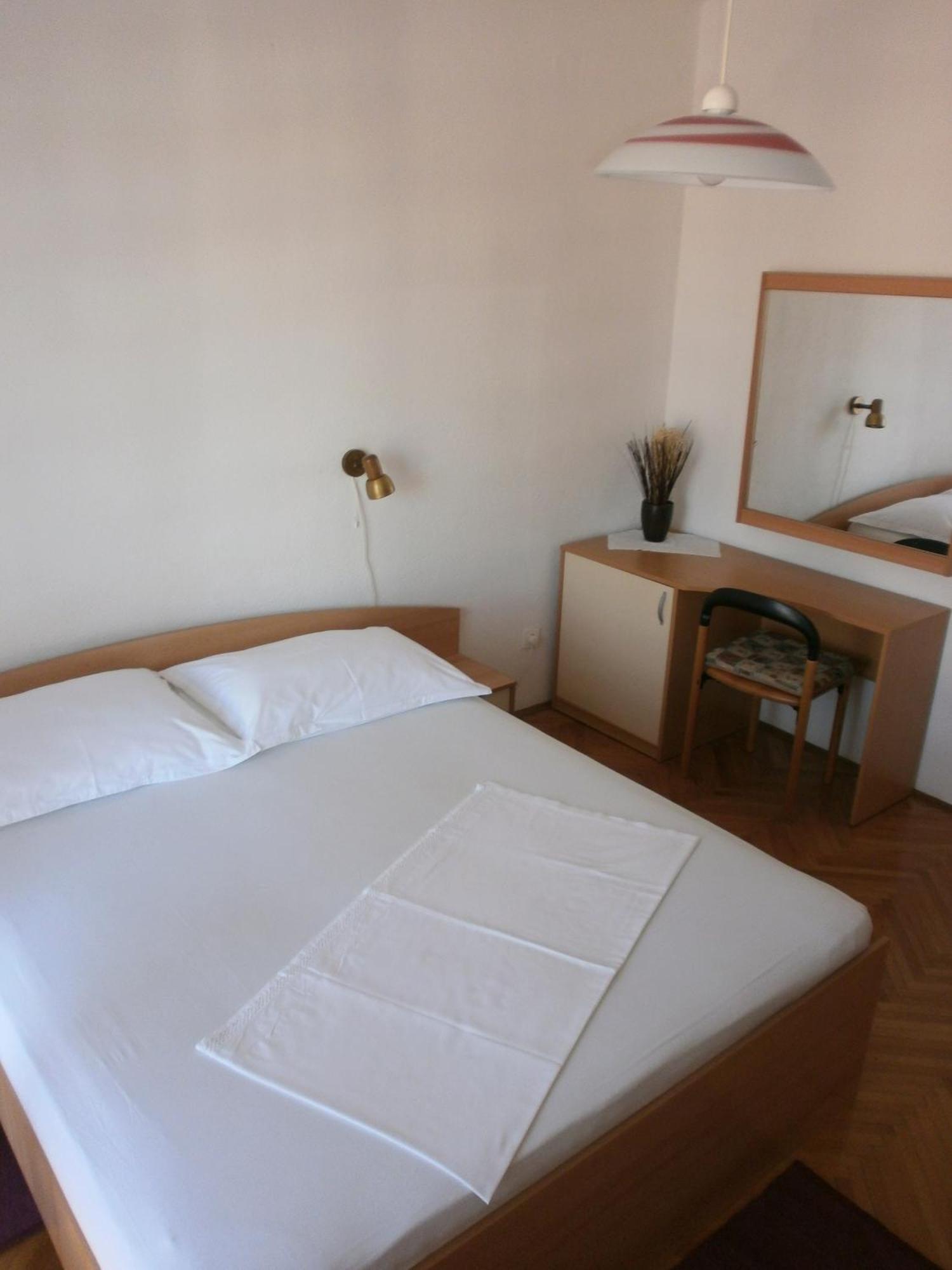 Apartments By The Sea Podgora, Makarska - 12326 Habitación foto